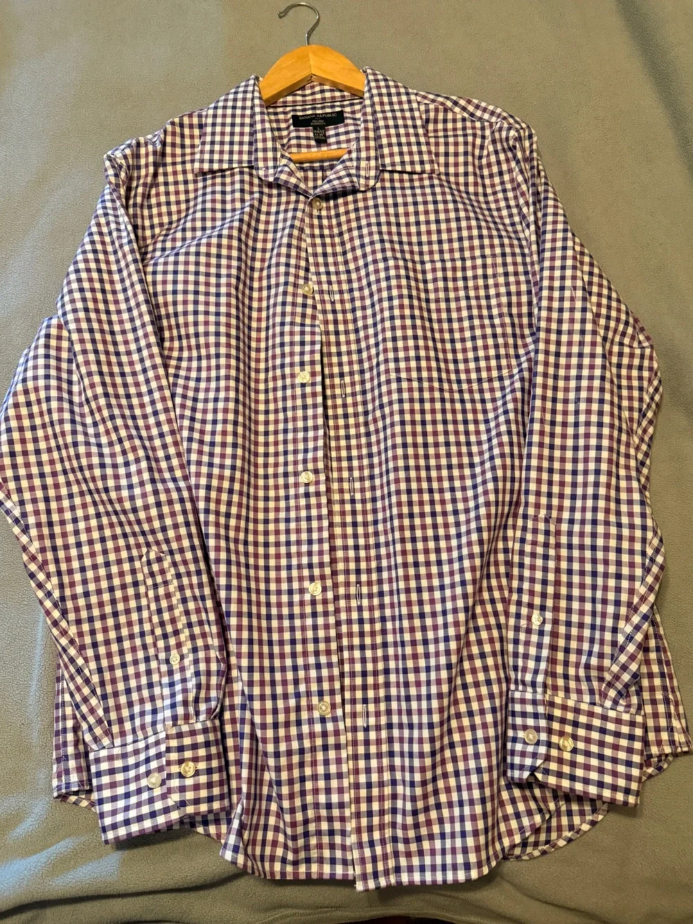 Banana Republic Purple and White Checked Dress Shirt - L